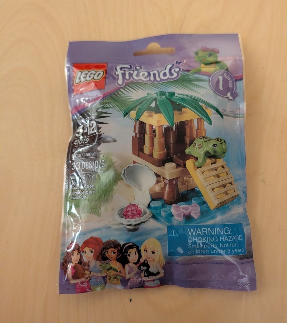 🧨NWT Lego Friends Turtles Little Oasis